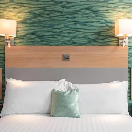 Caledonian Hotel 'A Bespoke Hotel'-3